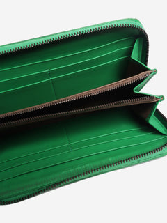 Green Intrecciato leather zip wallet