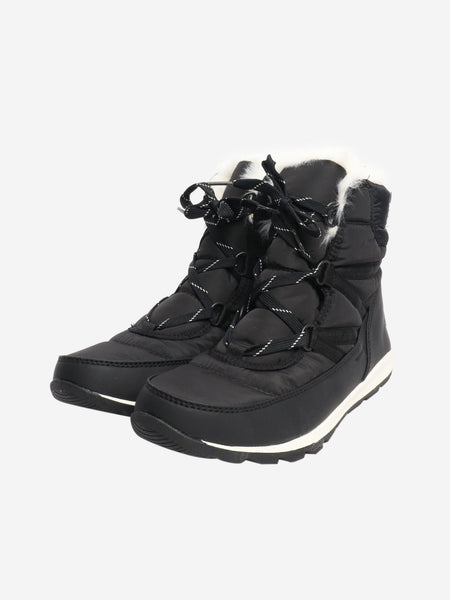 Black winter boots - size UK 9 alternate image