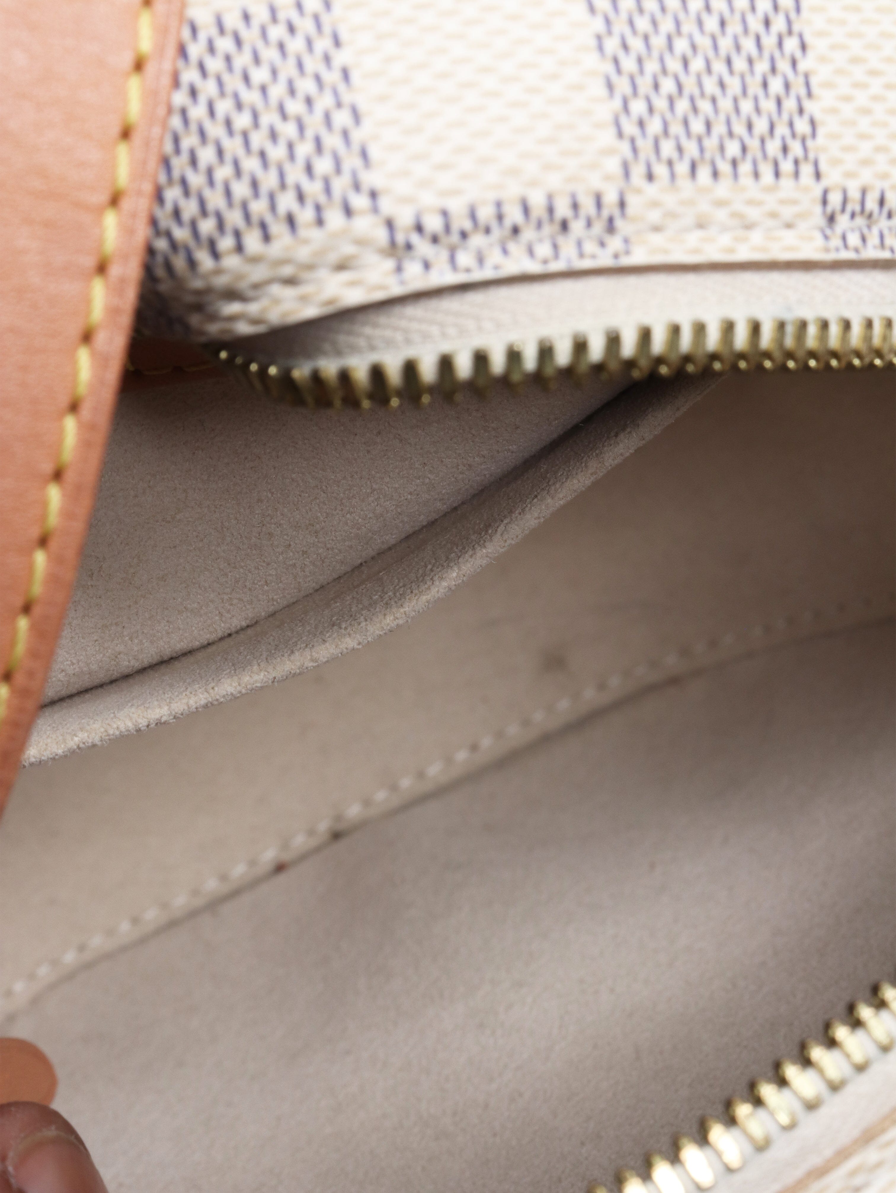Louis Vuitton Shoulder bags - size Shoulder bags Louis Vuitton 