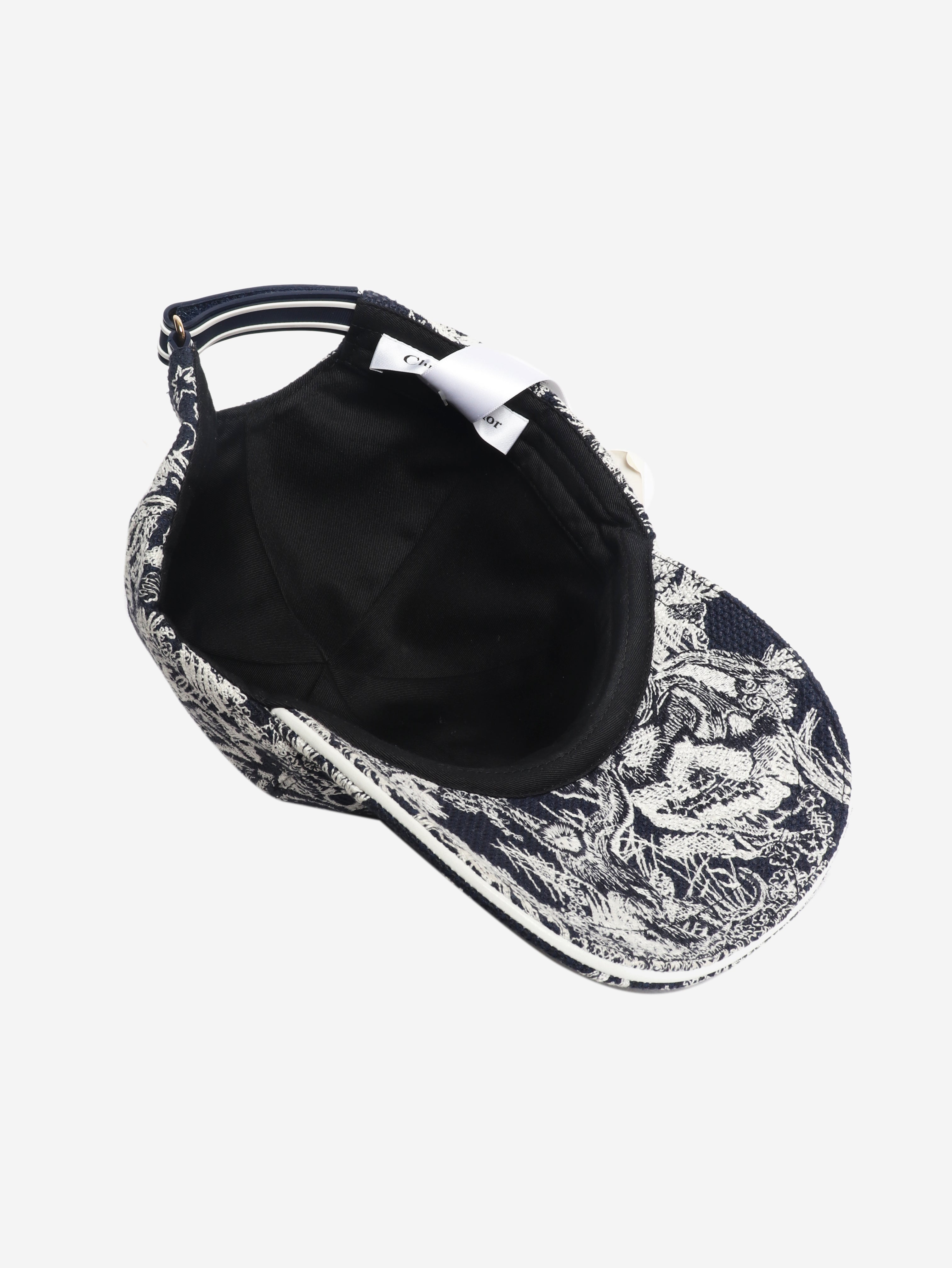 Navy embroidered cap