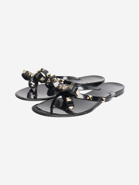 Black Rockstud bow flip flops - size EU 35 alternate image