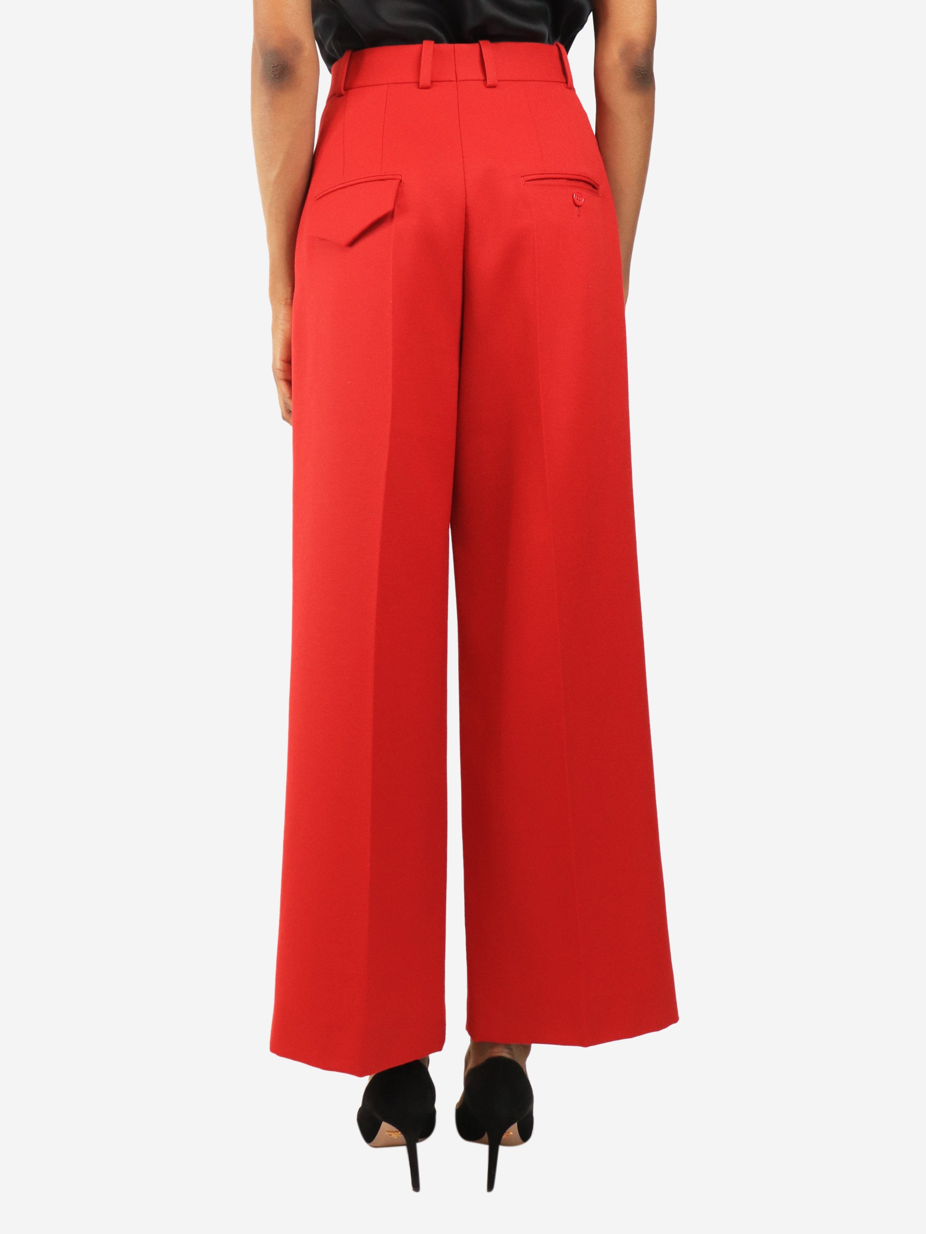 Red pleated trousers - size UK 6