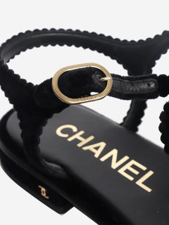 Black velvet Camellia thong sandals - size EU 38 Flat Sandals Chanel 