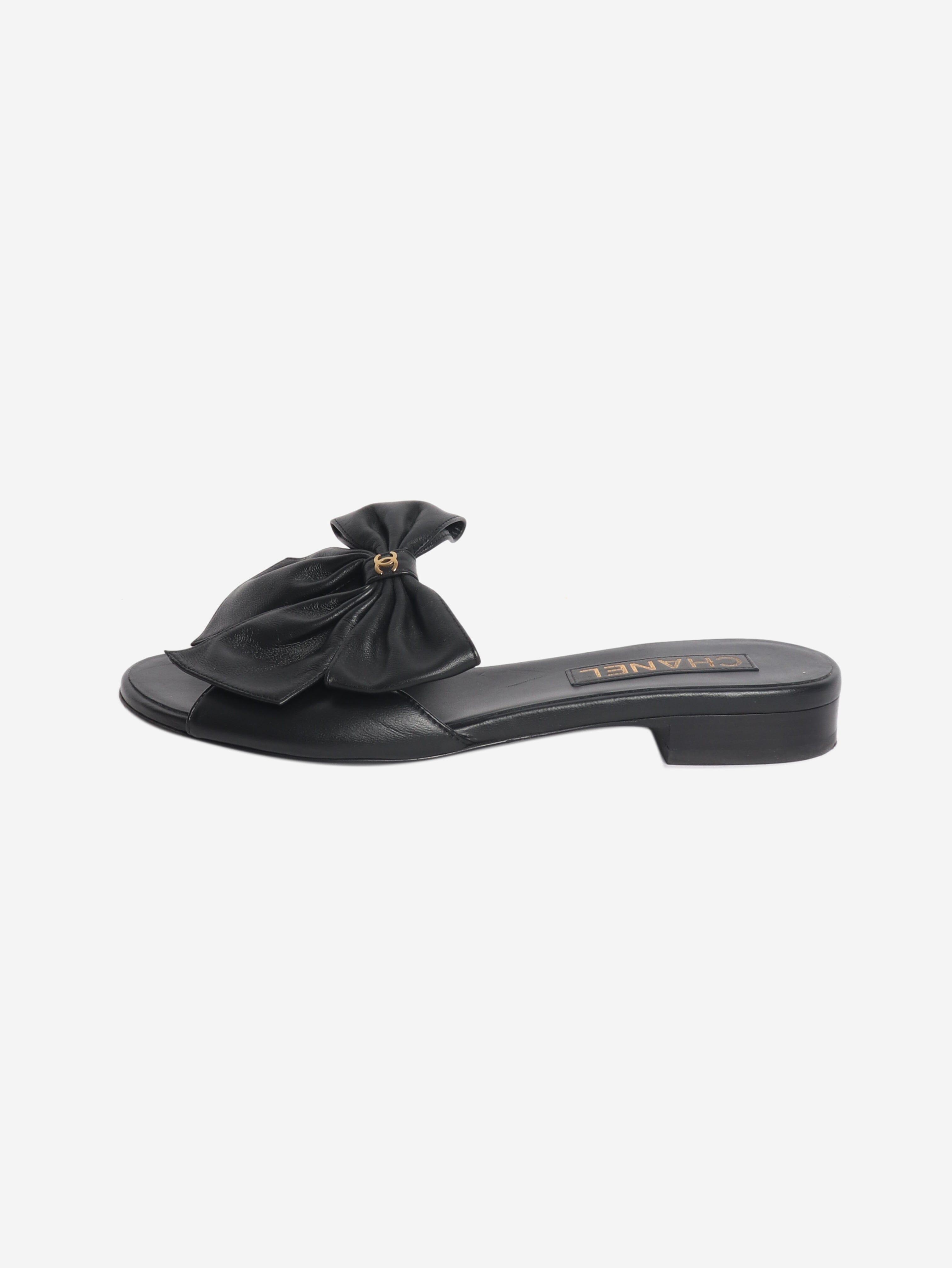 Black leather bow sandals - size EU 38 Flat Sandals Chanel 