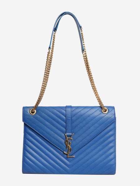 Blue leather chevron-quilted shoulder bag alternate image