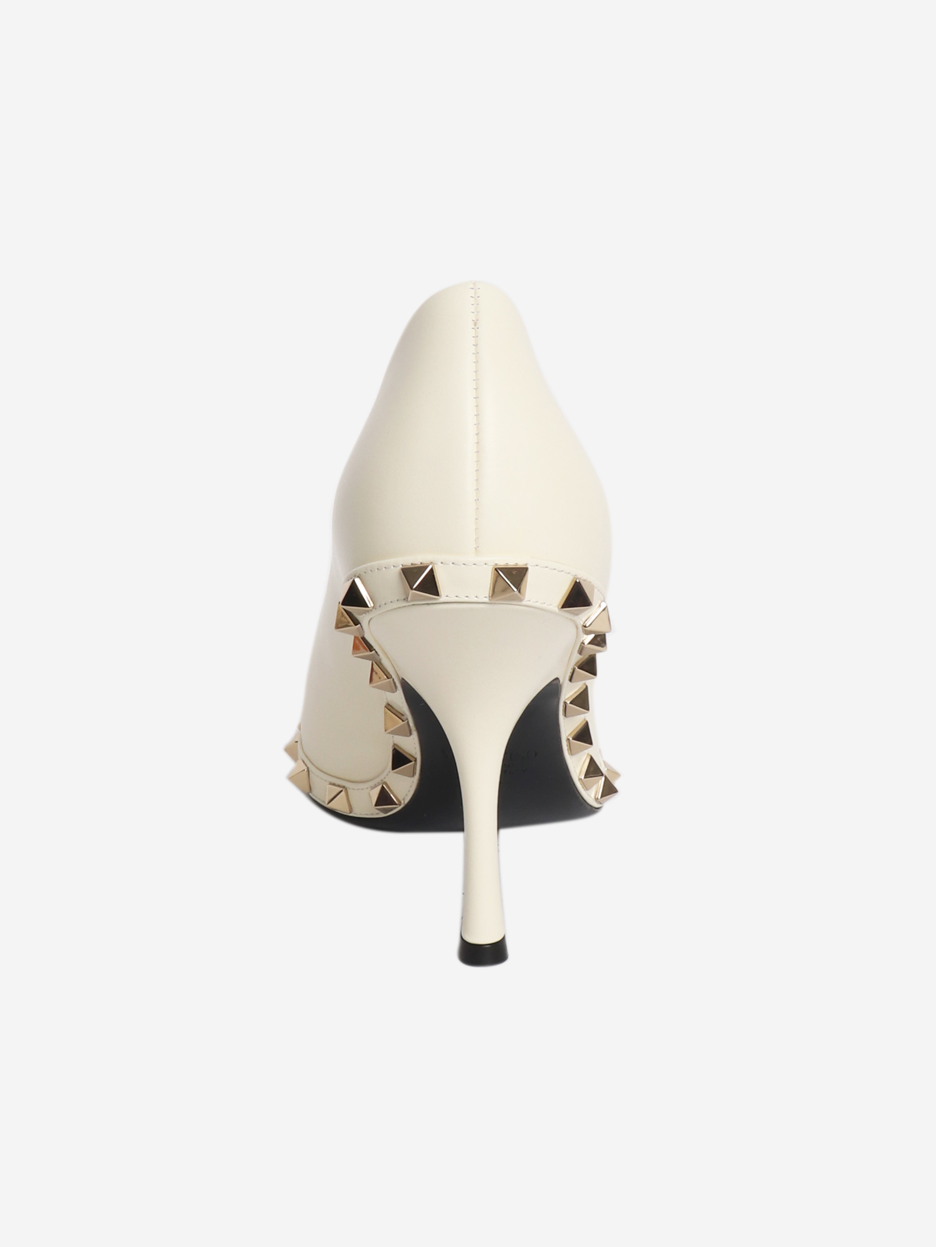 Cream Rockstud leather pumps - size EU 37