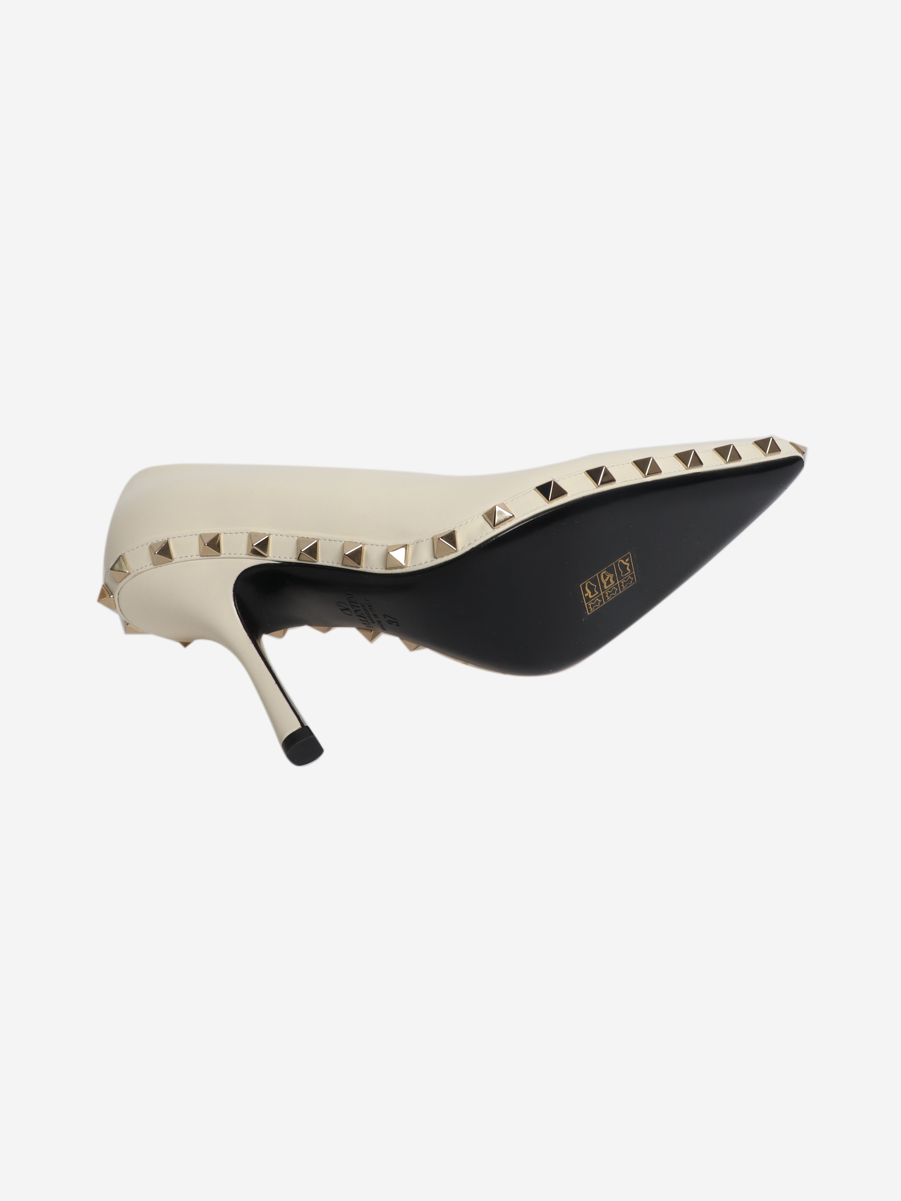 Cream Rockstud leather pumps - size EU 37