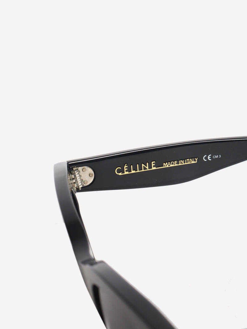 Black round-frame sunglasses