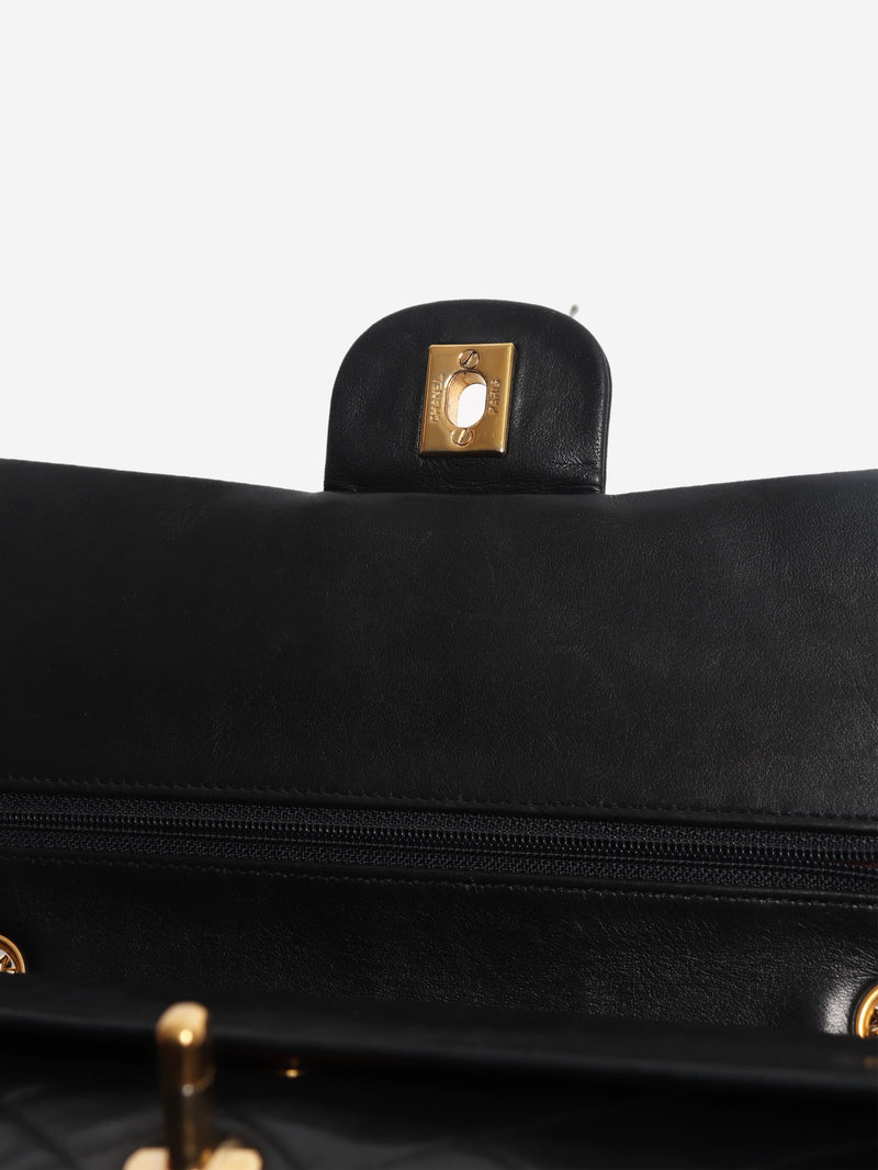 Black 1989 medium lambskin Classic Double Flap bag Shoulder bags Chanel 