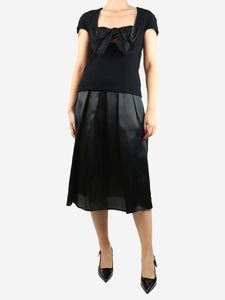 Burberry Black silk pleated midi skirt - size UK 10