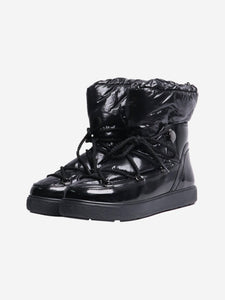 Moncler Black puffer boots - size EU 39