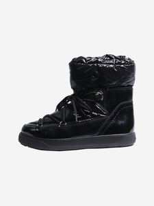 Moncler Black puffer boots - size EU 39