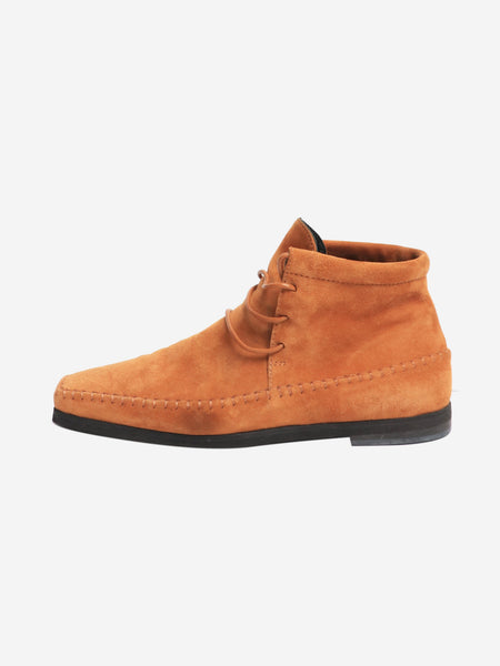 Tan suede ankle boots - size EU 38 product image