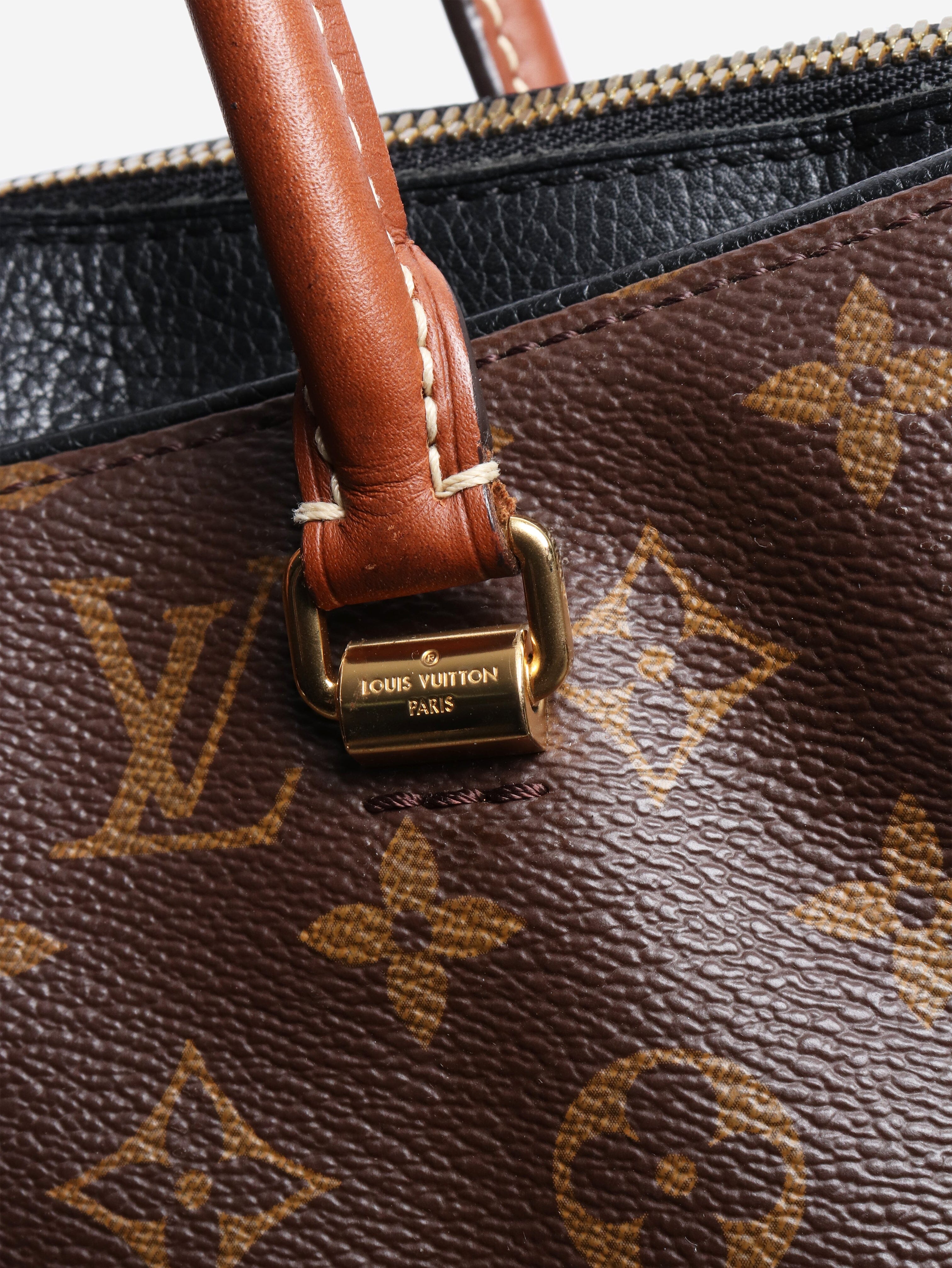 Louis Vuitton Shoulder bags - size Shoulder bags Louis Vuitton 