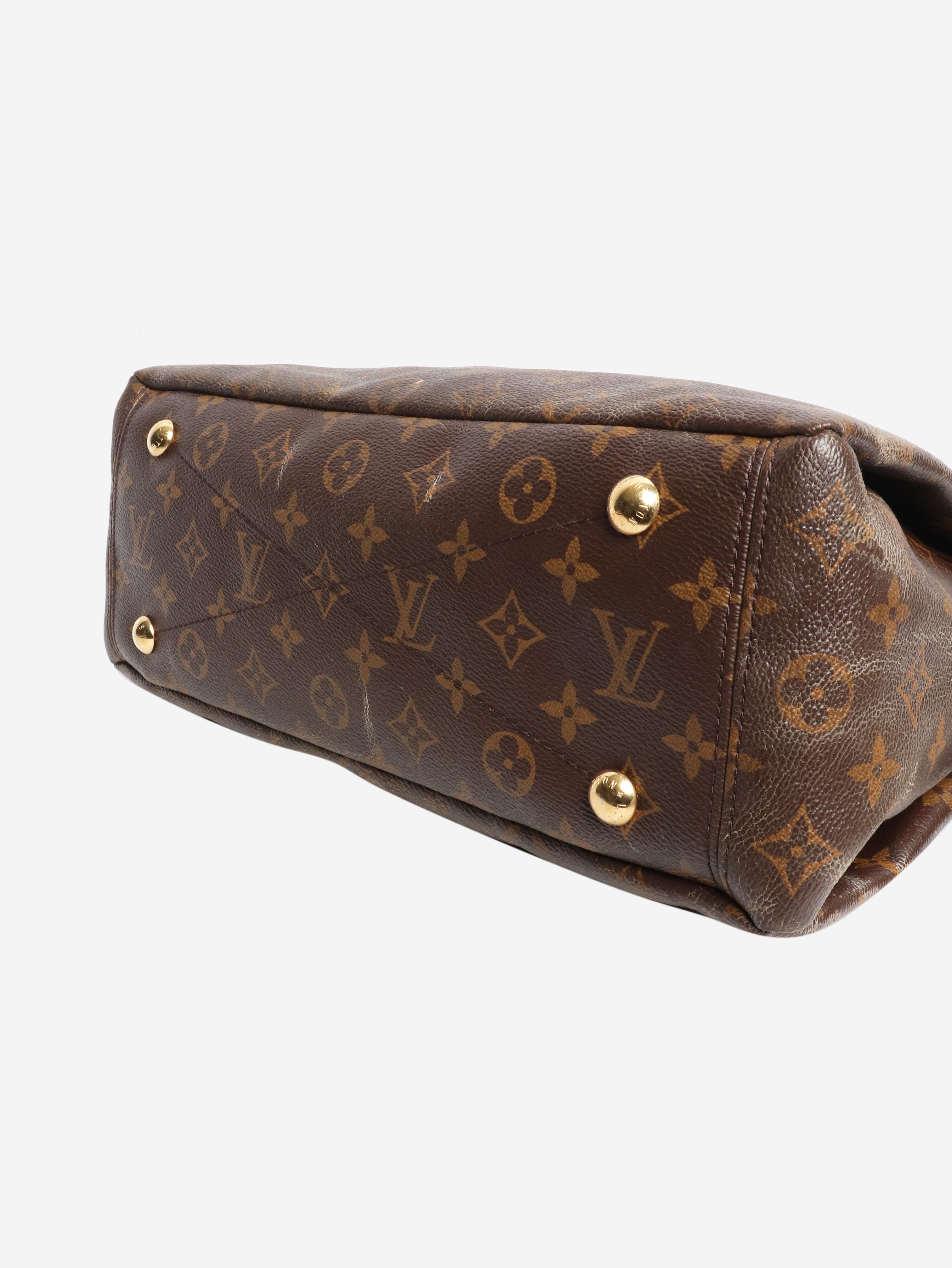 Louis Vuitton Shoulder bags - size Shoulder bags Louis Vuitton 