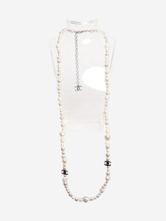 White CC faux-pearl necklace Necklaces Chanel 