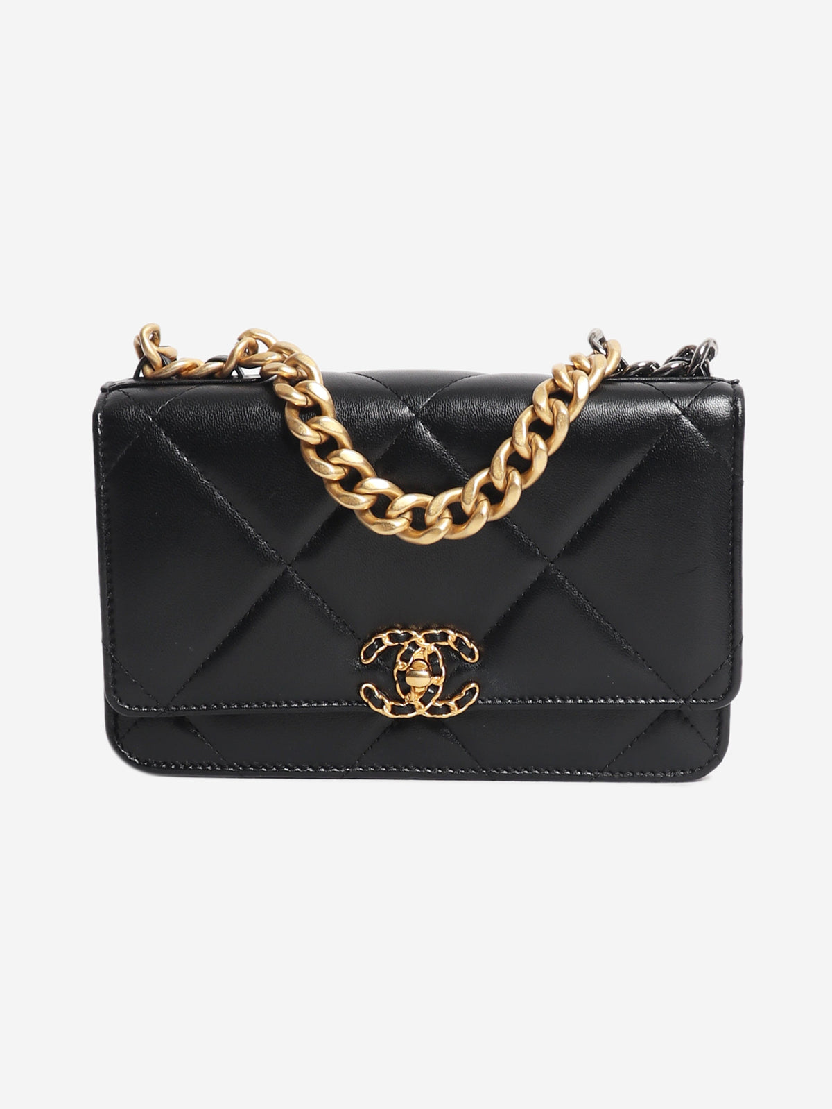 Black 19 Turnlock Wallet on Chain Cross-body bags Chanel 