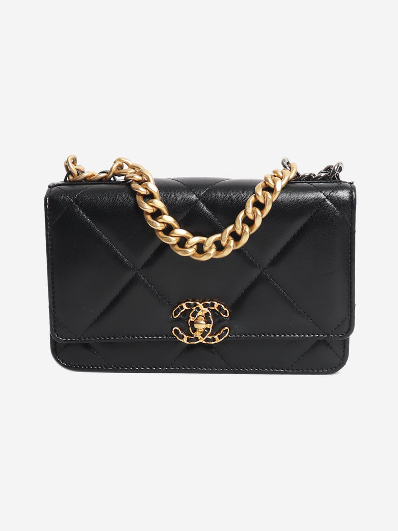 Black 19 Turnlock Wallet on Chain Cross-body bags Chanel 