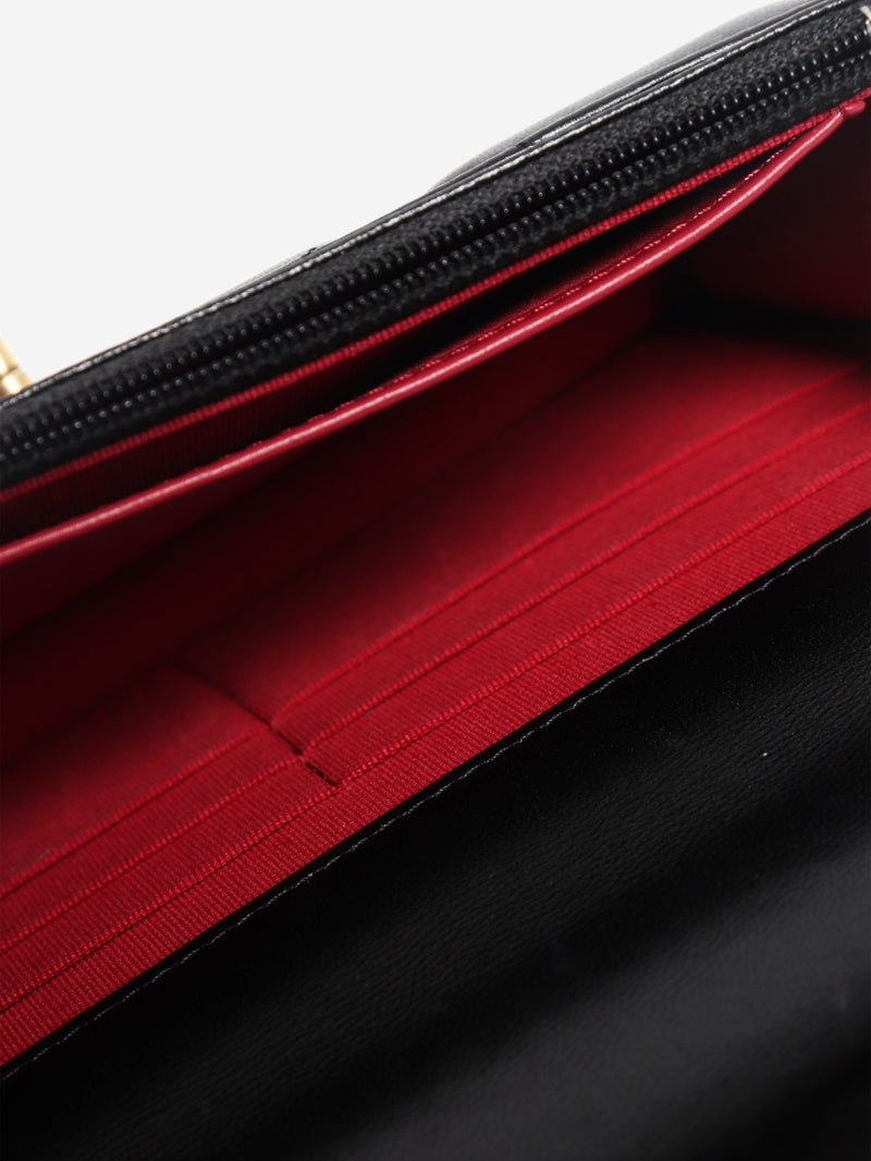 Black 19 Turnlock Wallet on Chain Cross-body bags Chanel 