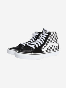 Vans Black and white Sk8-Hi DSM checkerboard trainers - size EU 40.5