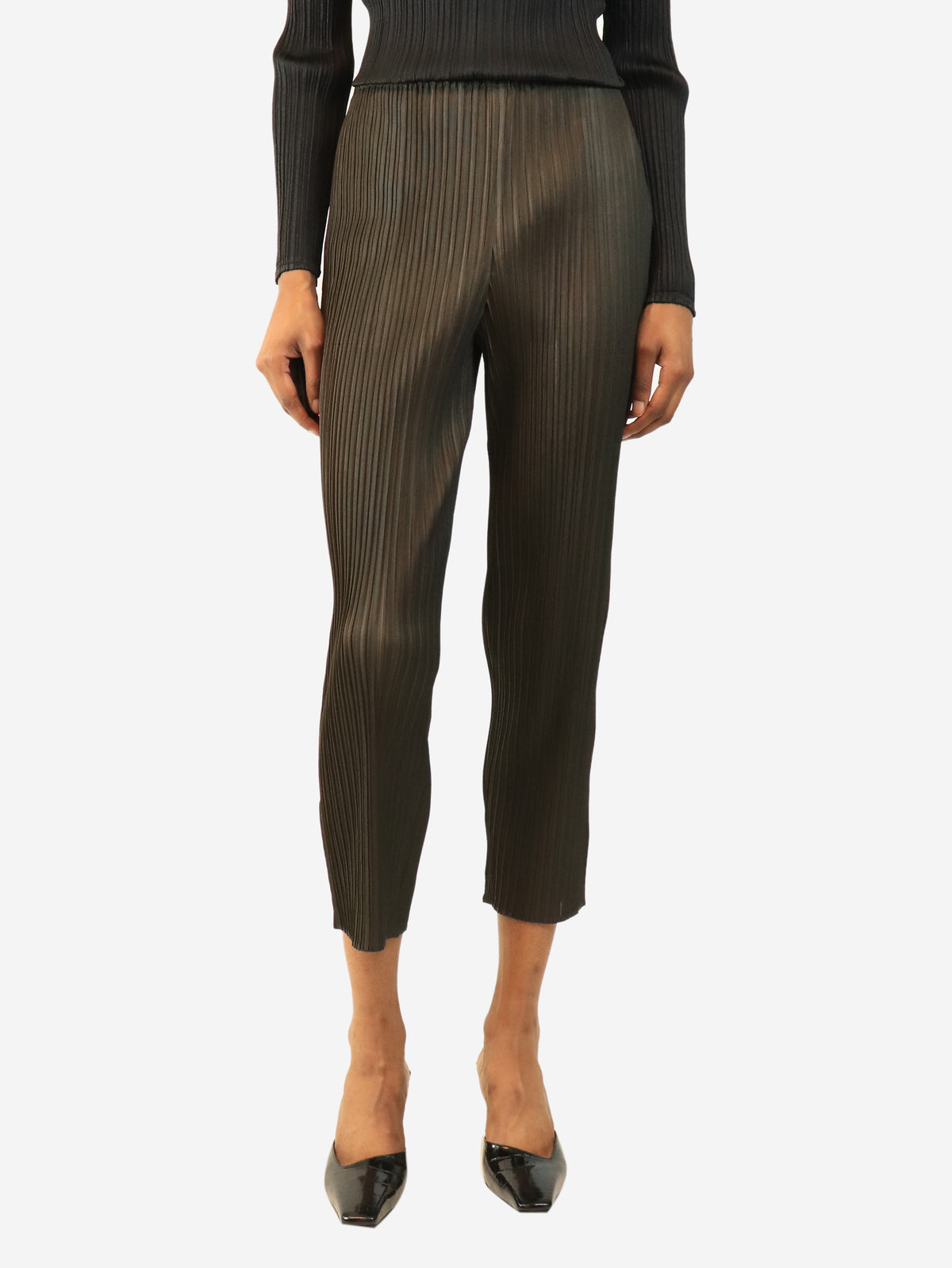 Khaki pleated trousers - size M