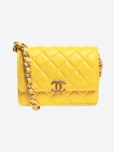 Chanel Lemon 2021 diamond-quilted lambskin candy chain wallet