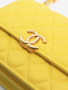 Chanel Lemon 2021 diamond-quilted lambskin candy chain wallet