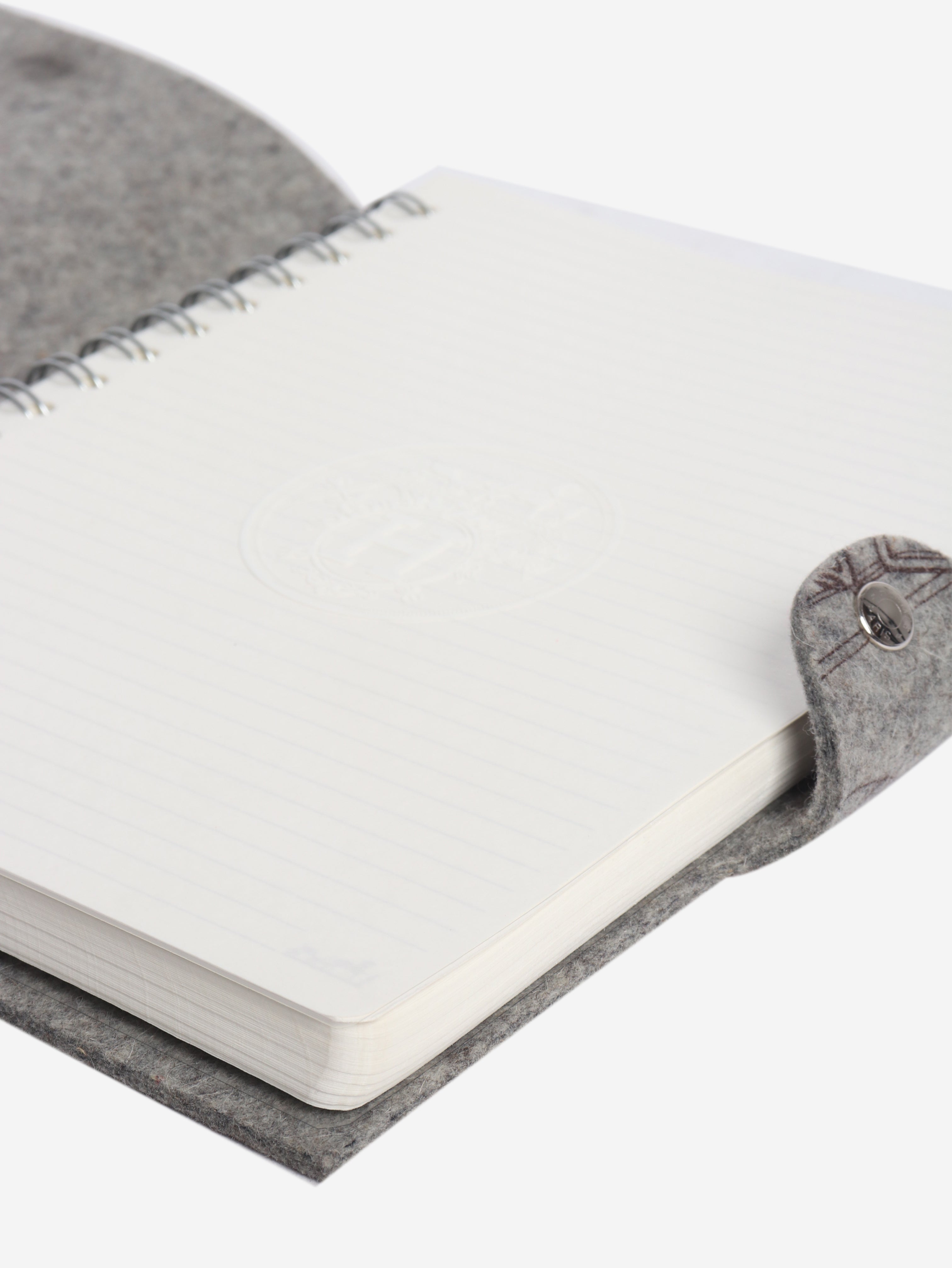 Grey Eperon d’Or felt notebook