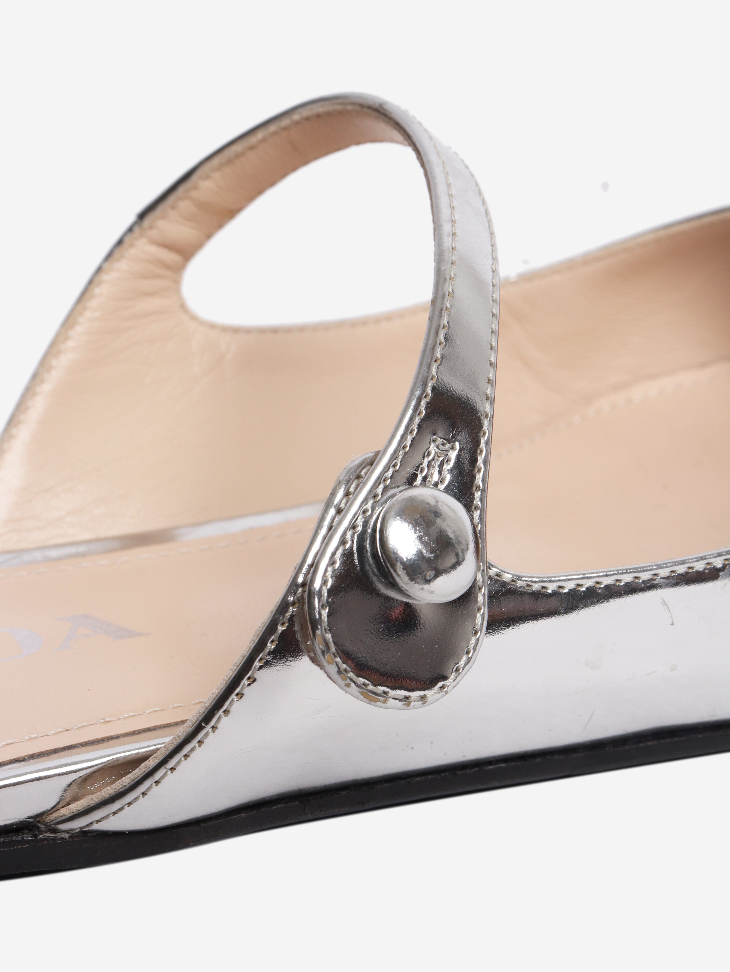 Silver metallic leather mules - size EU 39 Flat Sandals Prada 