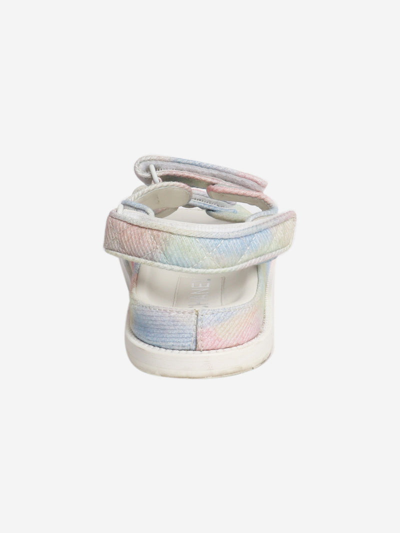 Multicolour Cruise 2022 pastel quilted sandals - size EU 37.5 Flat Sandals Chanel 