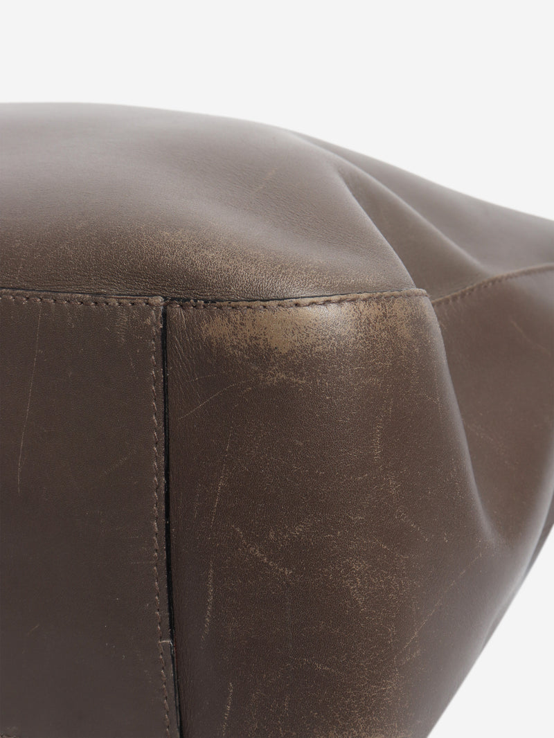 Brown vintage leather shoulder bag