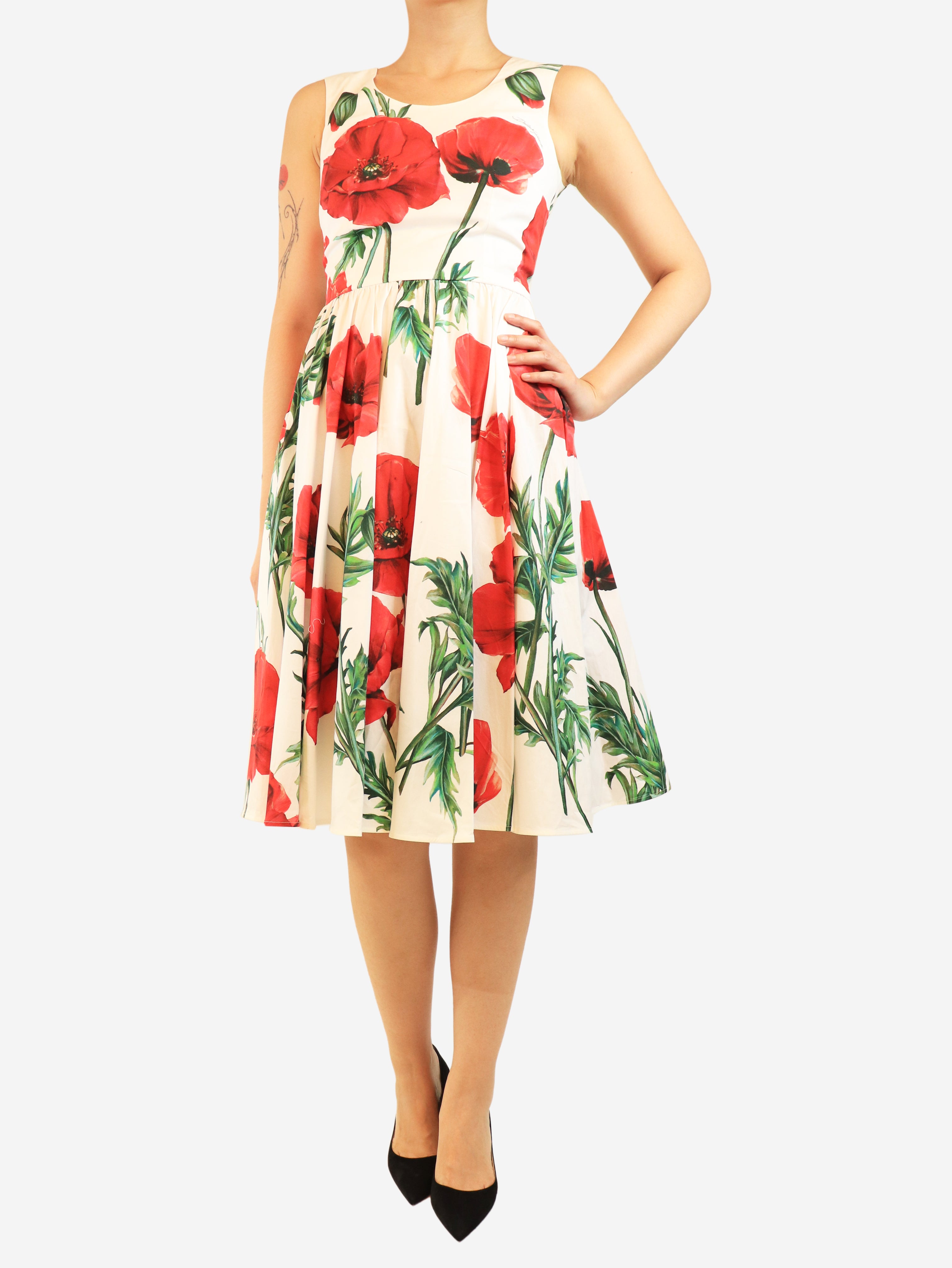 White and red floral printed midi dress - size UK 8