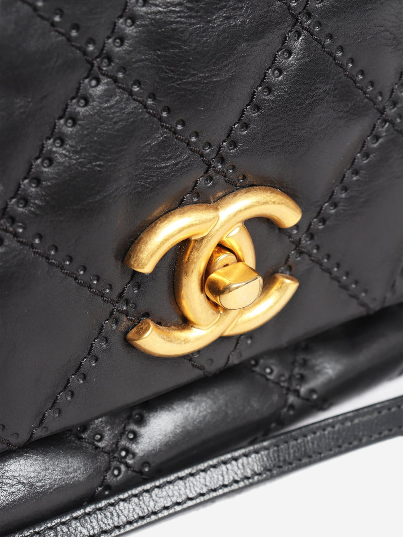 Black 2011 lambskin retro chain Accordion flap bag Shoulder bags Chanel 