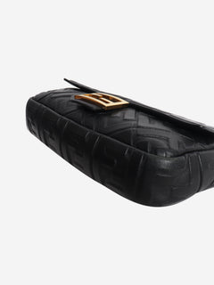 Black embossed FF Baguette bag Shoulder bags Fendi 