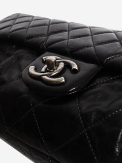 Black 2010 lambskin quilted shoulder bag