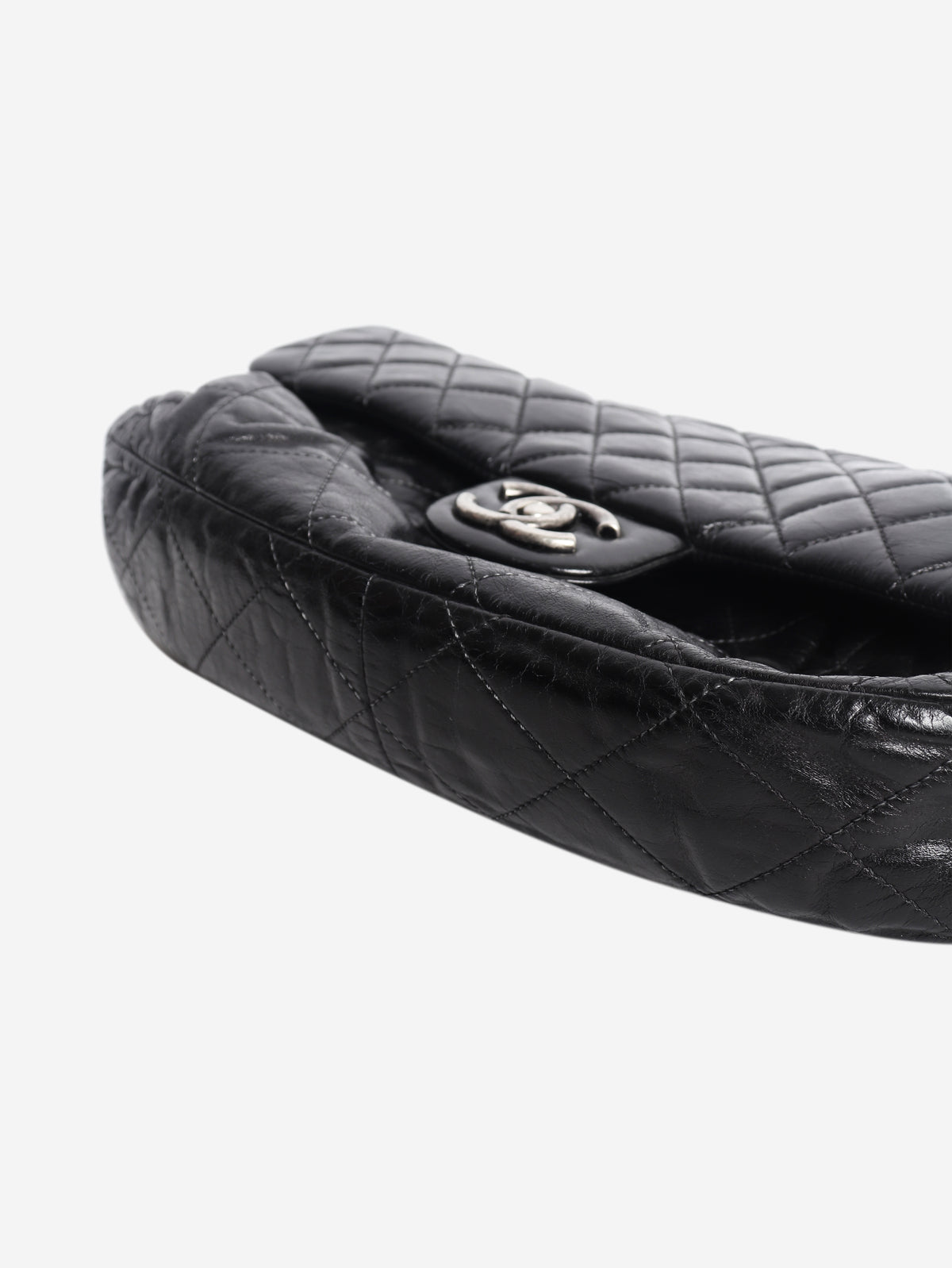 Black 2010 lambskin quilted shoulder bag
