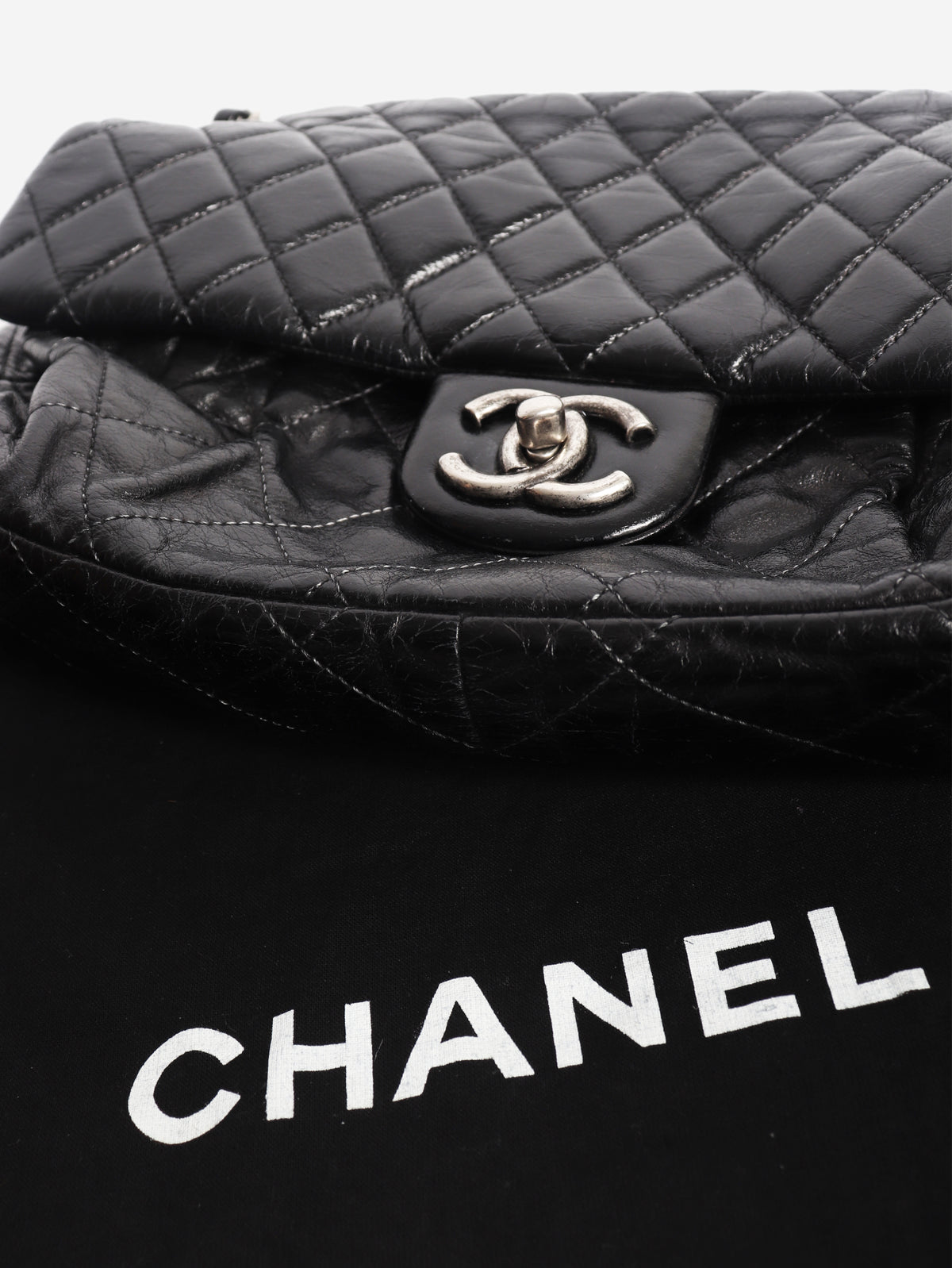 Black 2010 lambskin quilted shoulder bag