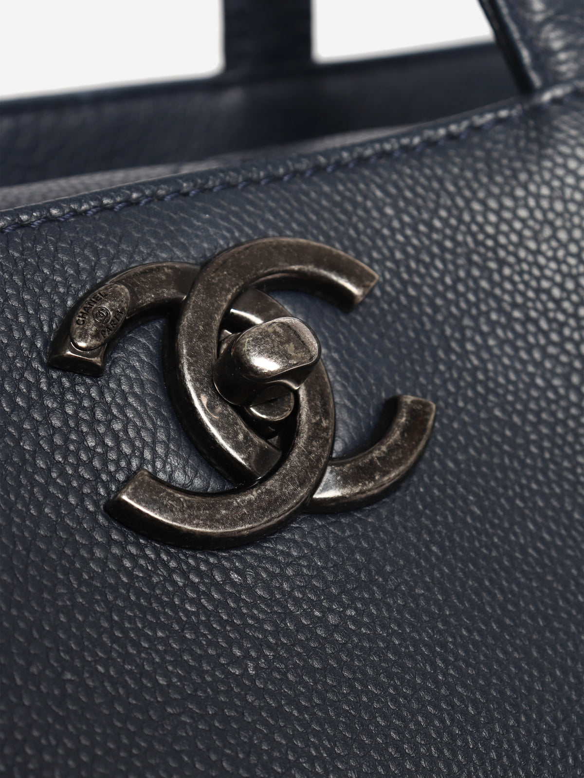 Navy 2014 caviar Executive tote
