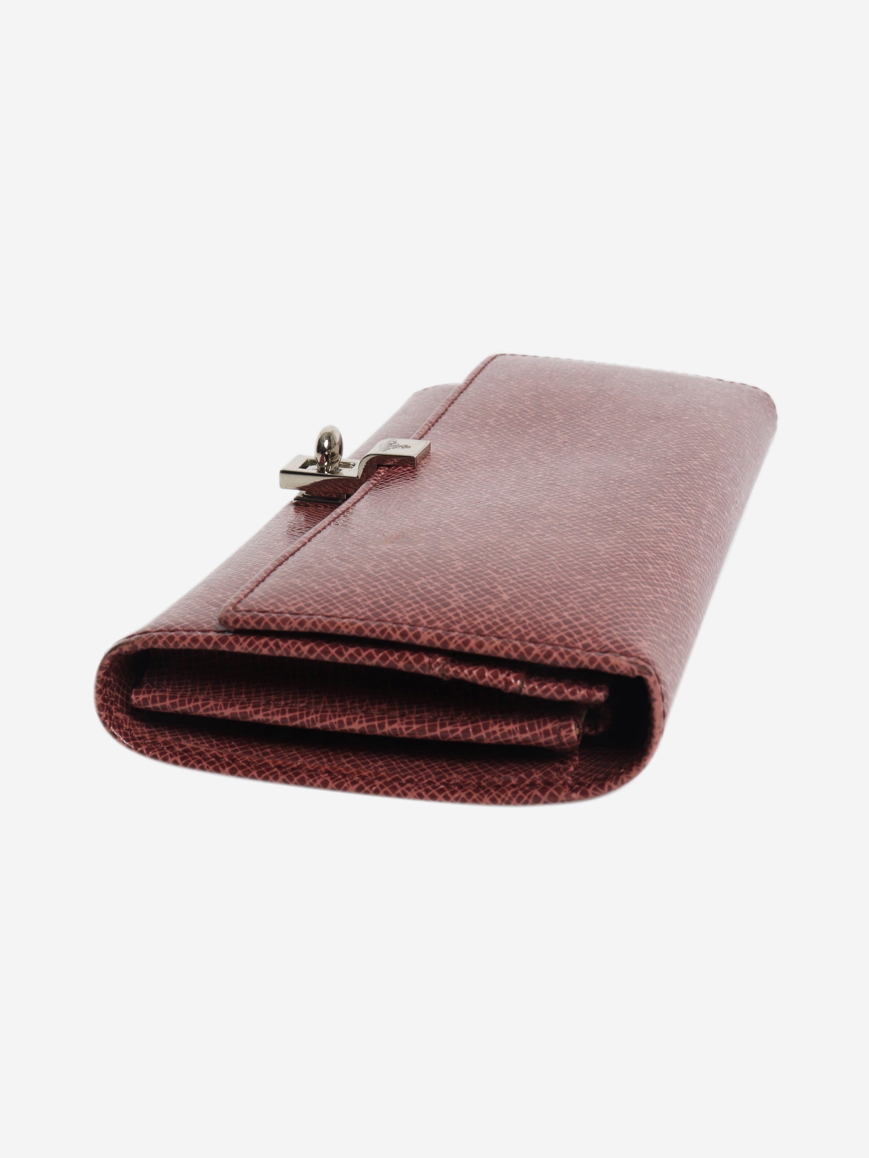 Pink leather textured wallet