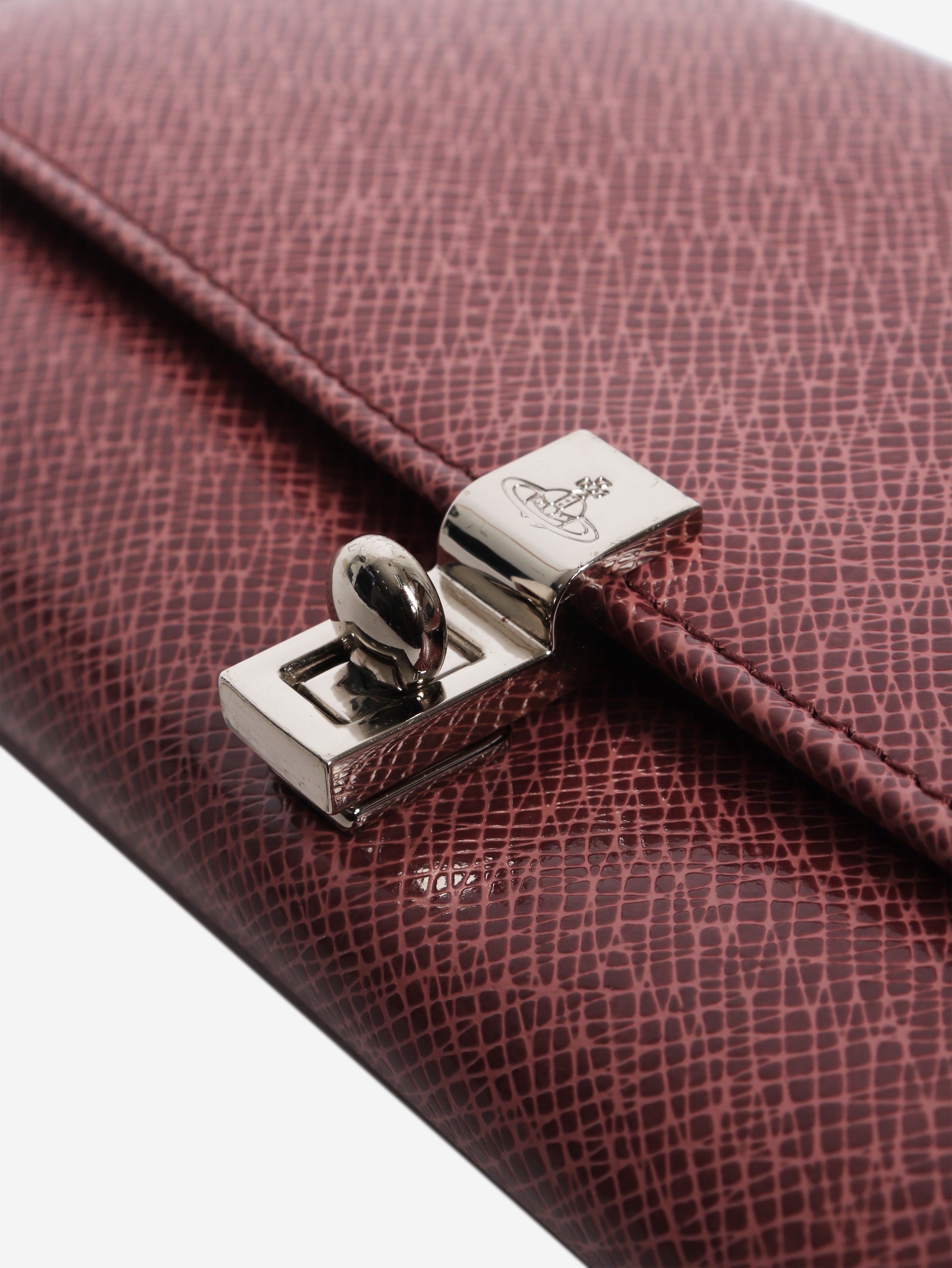 Pink leather textured wallet