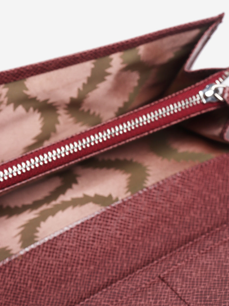 Pink leather textured wallet
