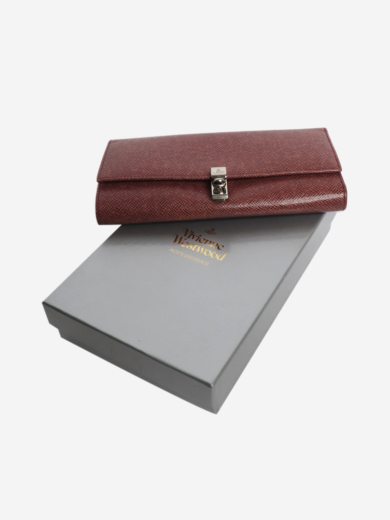 Pink leather textured wallet