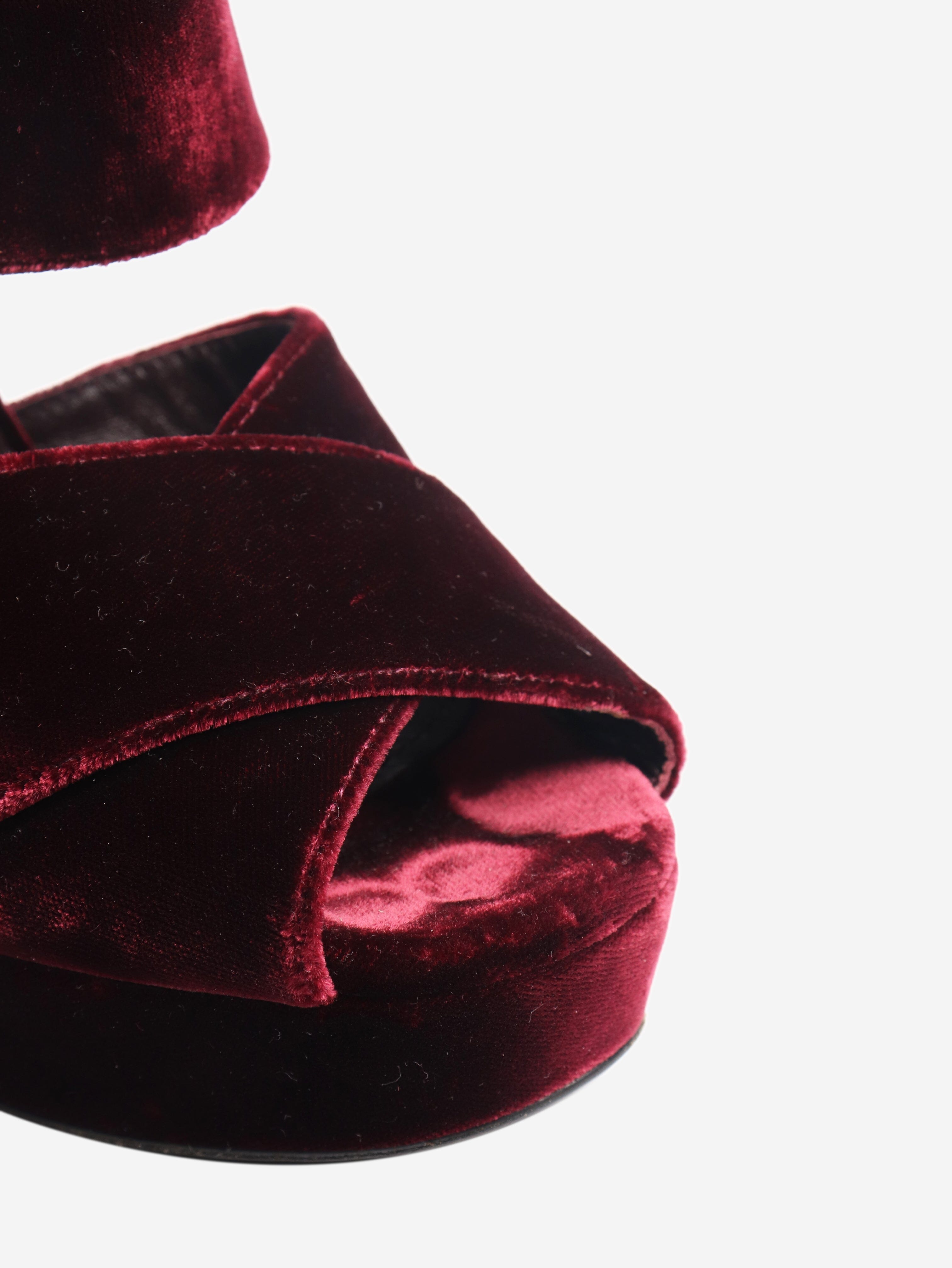 Maroon velvet heels with diamante buckle - size EU 36 (UK 3) Heels Prada 