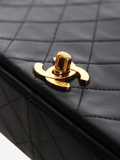 Black 1989 lambskin flap bag Shoulder bags Chanel 