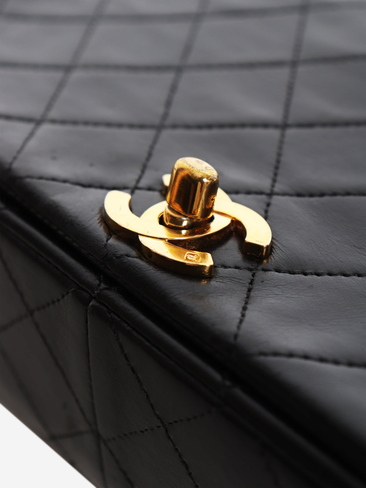 Black 1989 lambskin flap bag Shoulder bags Chanel 