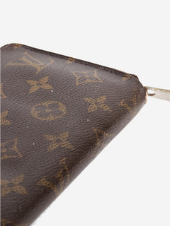 Brown Monogram zippy wallet