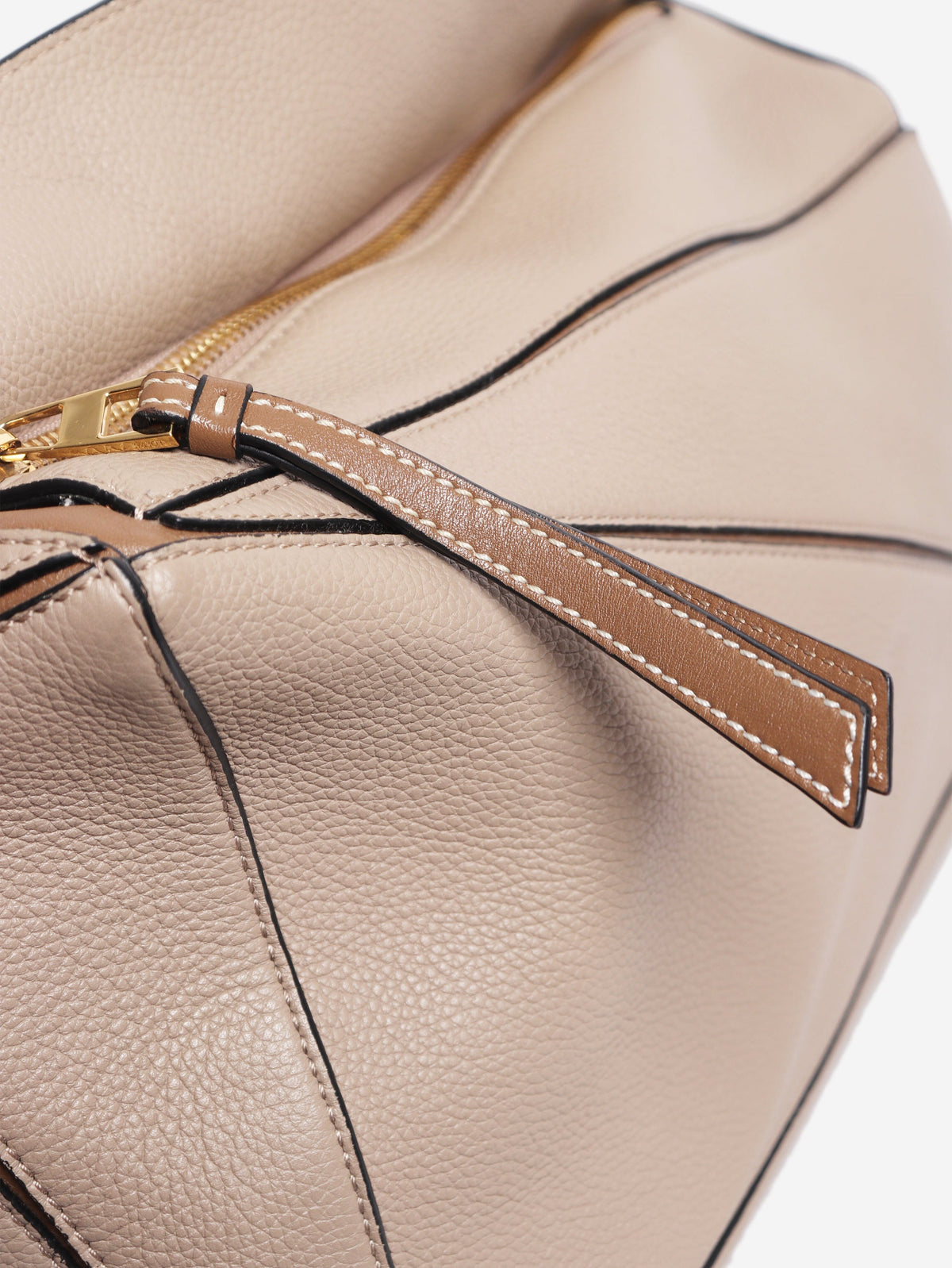 Neutral medium Puzzle bag