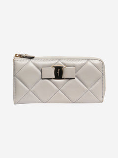 Grey leather quilted wallet Wallets, Purses & Small Leather Goods Salvatore Ferragamo 