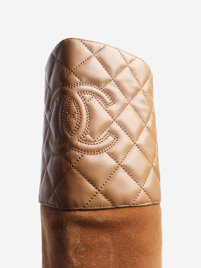 Tan suede and quilted leather knee-high boots - size EU 38.5 Boots Chanel 