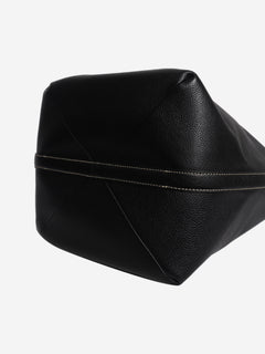 Black belted grained leather tote Tote Bags Toteme 